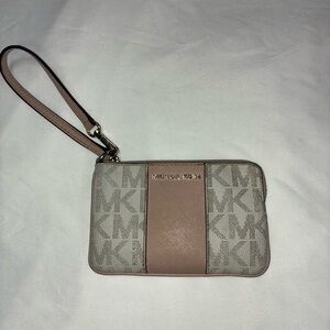 Michael Kors Signature Logo Center Stripe Wrislet